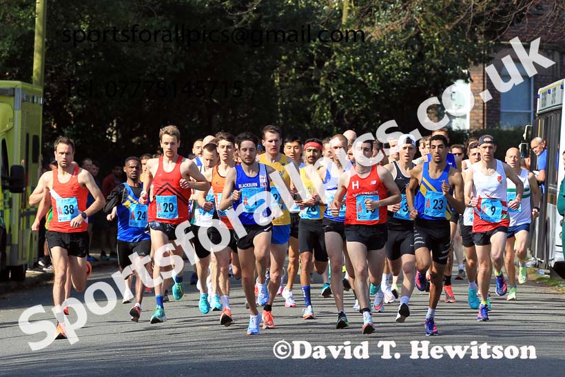 Senior Mens Northern 12 Stage Road Relay, 2022 Northern 12 and 6 Stage Road Relays,  Birkenhead Park, Birkenhead, Wirral.  Photo: David T. Hewitson/Sports for All Pics